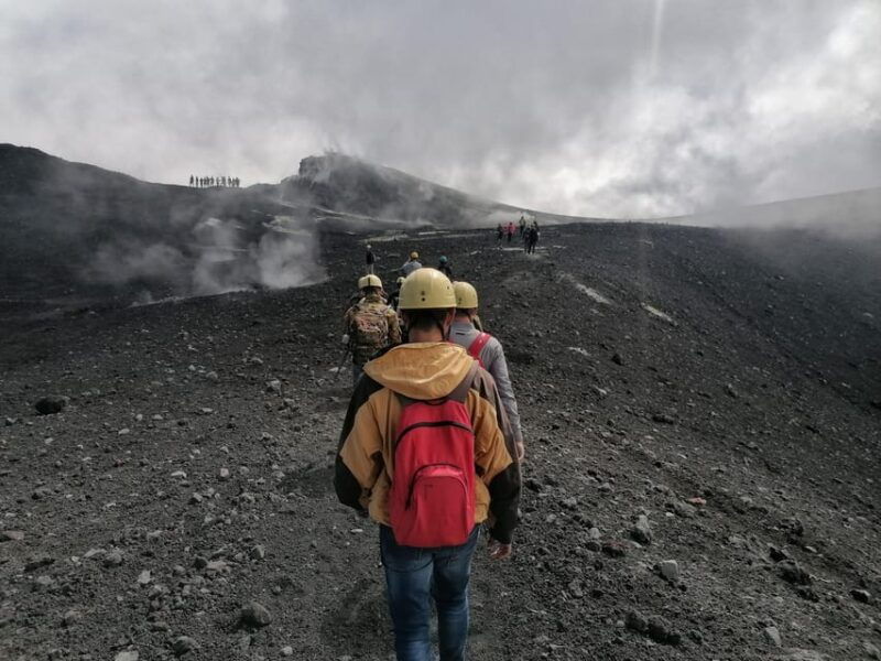 catania-mt-etna-summit-craters-with-volcanological-guide