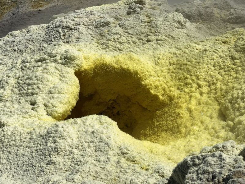 catania-summit-craters-from-north-etna-with-4x4-vehicles