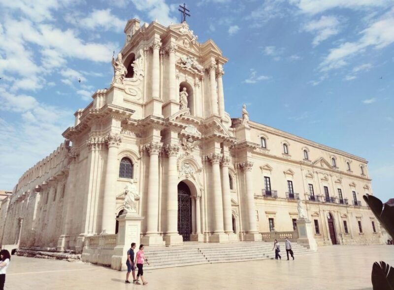 catania-syracuse-ortigia-and-noto-guided-tour