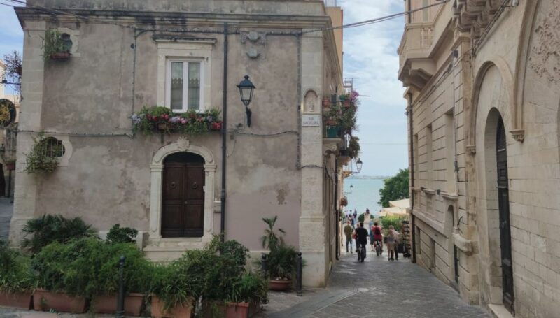 catania-syracuse-ortigia-and-noto-guided-tour