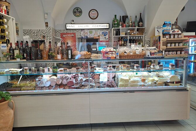 catania-the-sweet-side-of-sicily-a-food-tour-by-do-eat-better