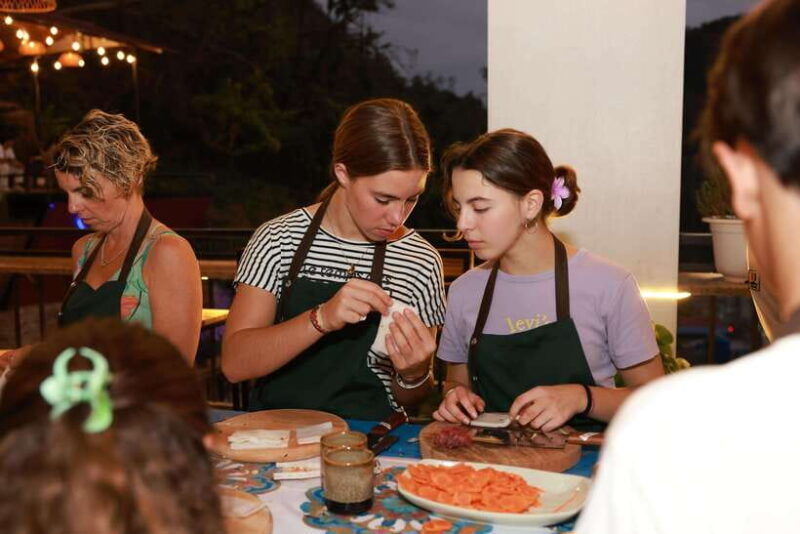 catba-authentic-vietnam-cooking-class-and-local-market-tour