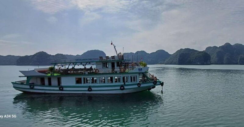 catba-island-one-day-lan-ha-bay-with-cat-ba-expedition