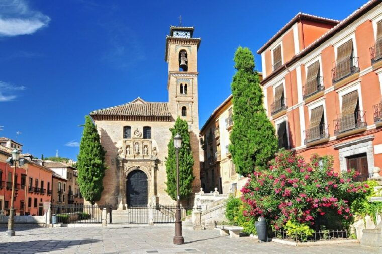 cathedral-and-royal-chapel-with-albaicin-and-sacromonte