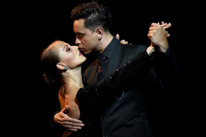 catulo-tango-dinner-beverages-show-transfer