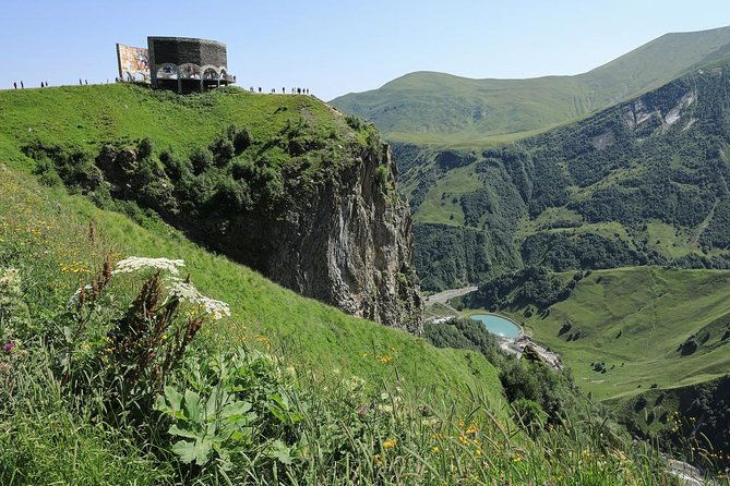 caucasus-mountains-tour-from-tbilisi