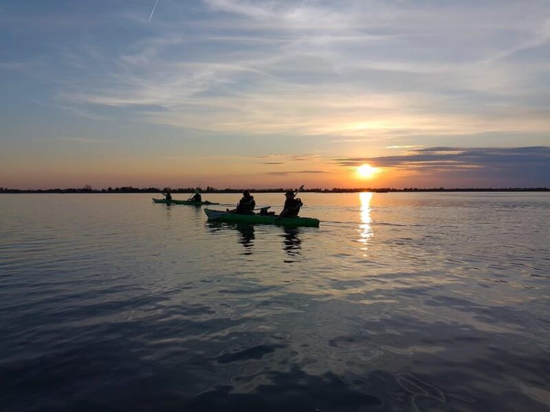 cavallino-sunset-kayak-tour-in-the-venetian-lagoon