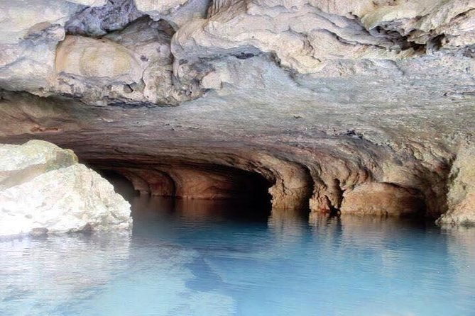 cave-kayak-tour-for-car-rental-guest