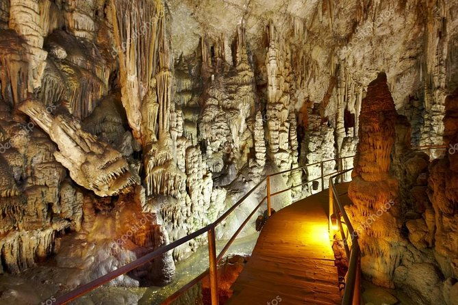 cave-of-zeus-2