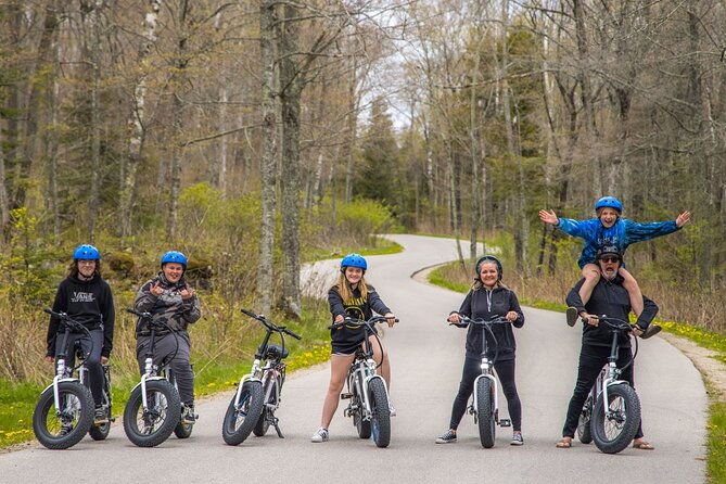 cave-point-and-whitefish-bay-dunes-state-park-ebike-rental