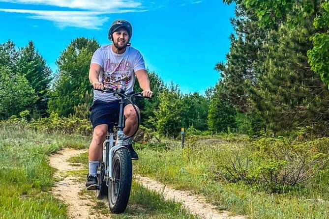 cave-point-and-whitefish-bay-dunes-state-park-ebike-rental