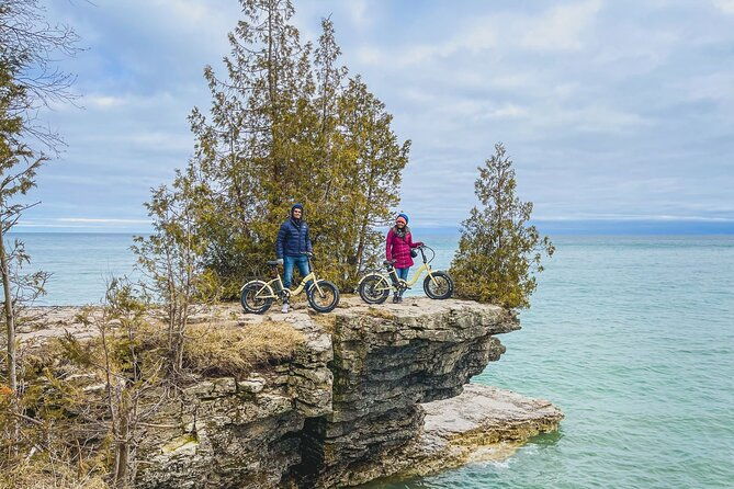 cave-point-and-whitefish-bay-dunes-state-park-ebike-rental