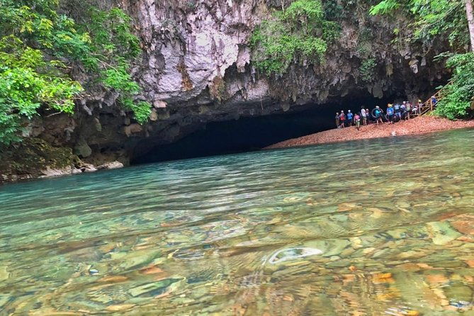 cave-tubing-at-nohoch-che-en-caves-reserve