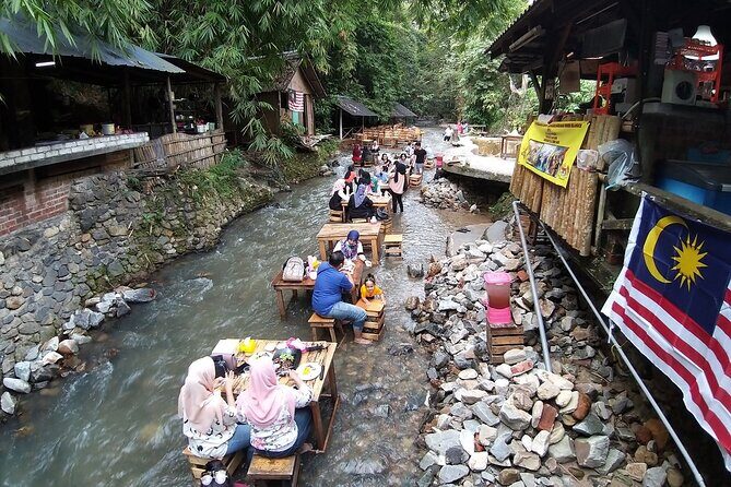 Caves, Waterfall, and Culinary Delights tour in Kuala Lumpur - Key Points