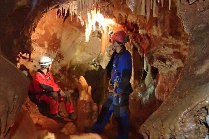 caving-tour-near-lisbon