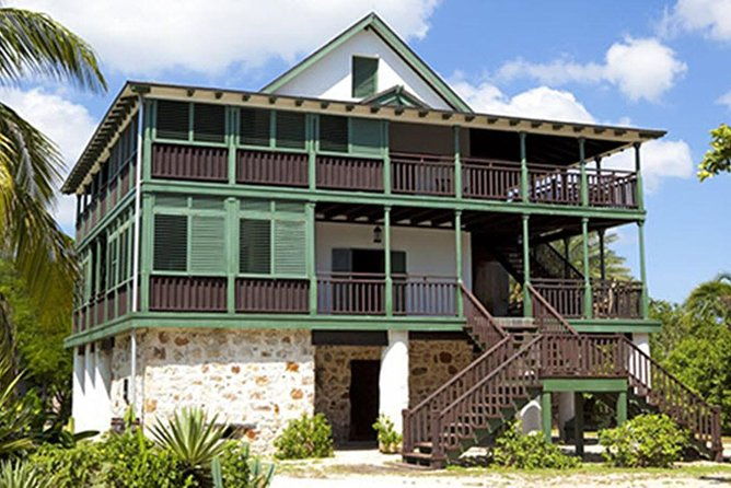 cayman-crystal-caves-pedro-st-james-castle-or-botanical-garden