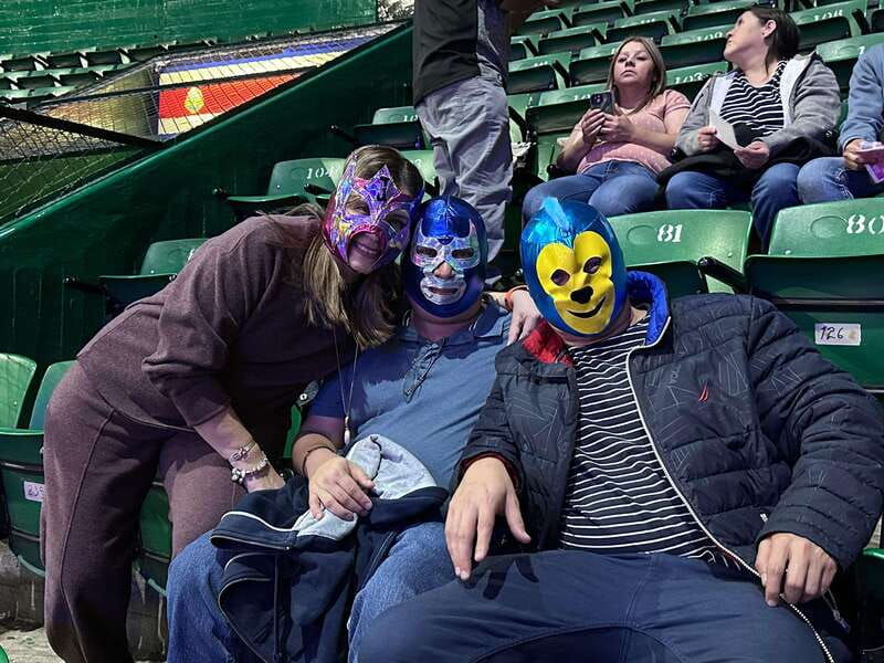 cdmx-arena-mexico-wrestling-tour-wrestler-masks-and-fun