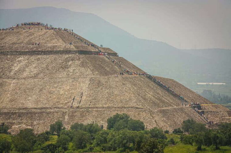 cdmx-sunrise-visit-to-teotihuacan