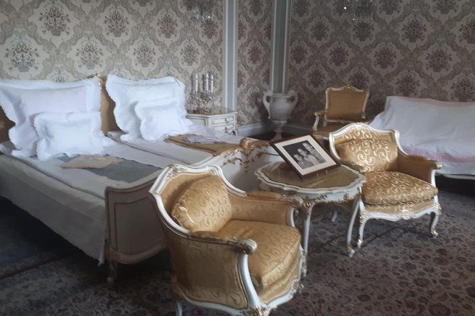 ceausescu-villa-fast-track-tickets-and-guide