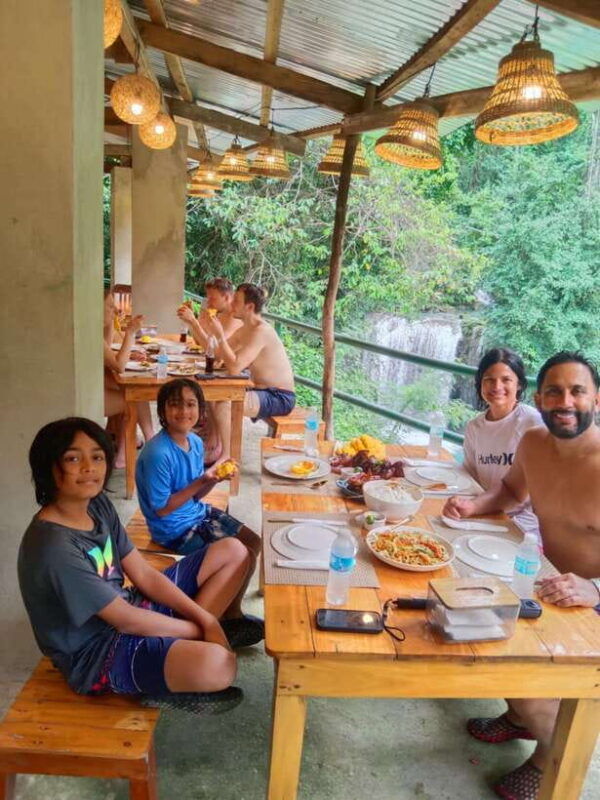 cebu-half-day-kawasan-falls-canyoneering-tour-with-lunch