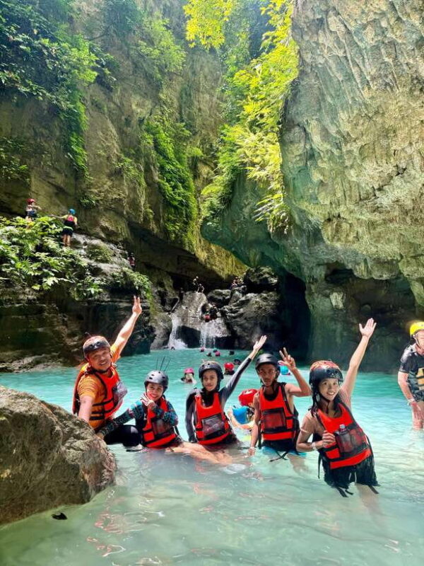 Cebu: Kawasan Falls Canyoneering & Zipline Experience - An In-Depth Look at the Kawasan Falls Canyoneering & Zipline Tour