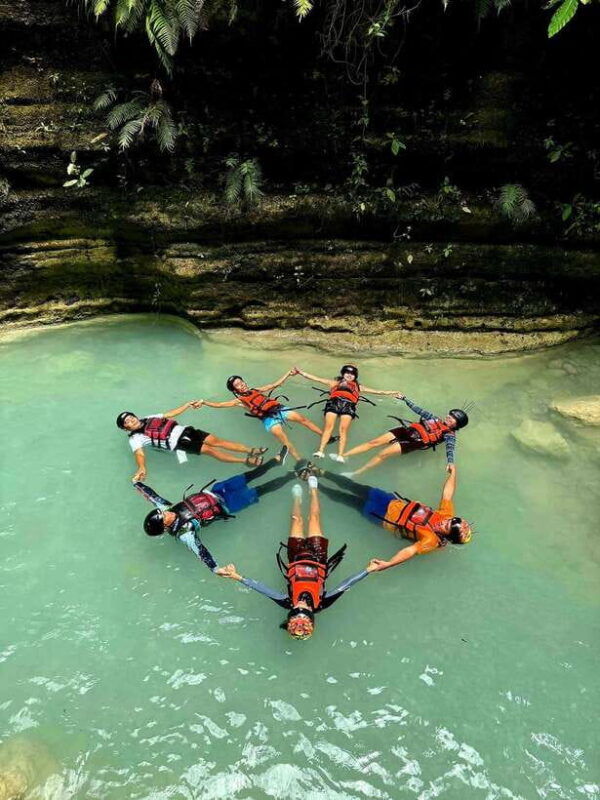 cebu-moalboal-snorkeling-and-kawasan-falls-canyoneering-2