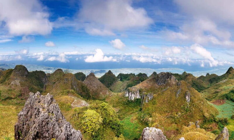 cebu-osmena-peak-and-kawasan-falls-canyoneering-day-trip