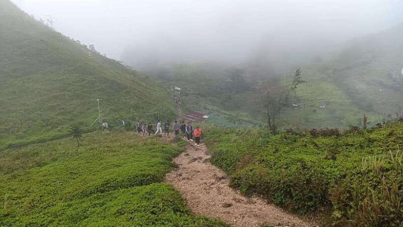 cebu-osmena-peak-hike-kawasan-canyoneering
