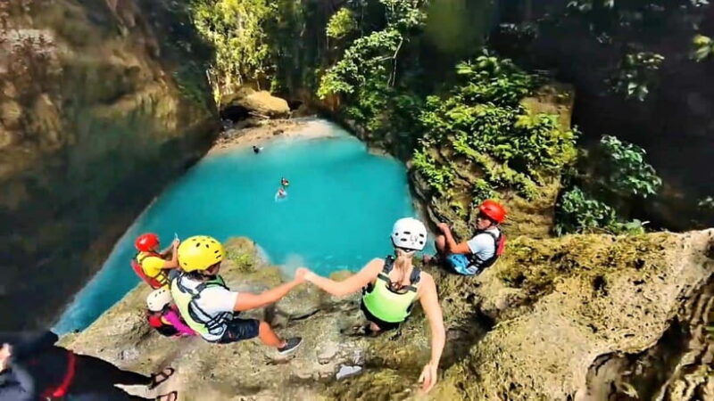 cebu-osmena-peak-kawasan-canyon-tour-with-zipline-lunch