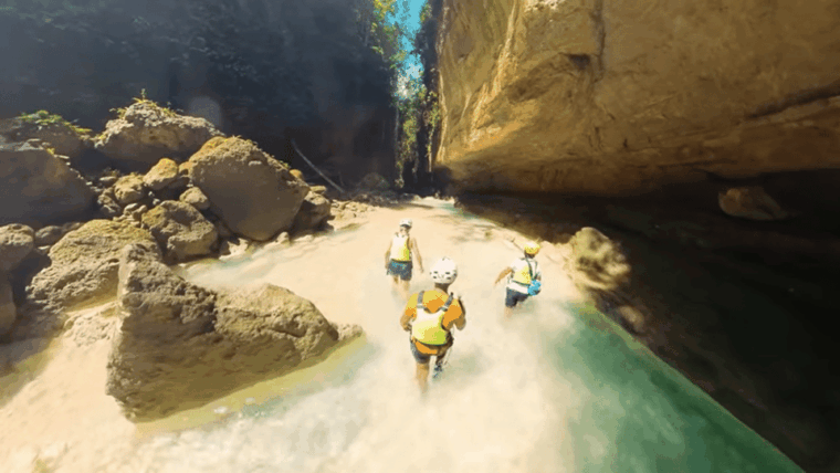 cebu-ultimate-kawasan-canyoneering-cebu-experience