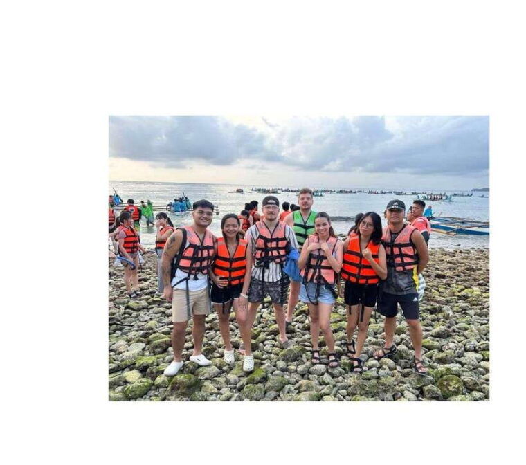 cebu-whaleshark-watching-sumilon-sand-bar-tumalog-falls