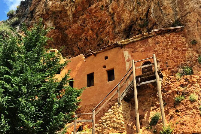 Cedars, Bsharre & Kozhaya Day Tour - FAQ
