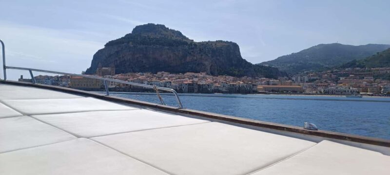 Cefalù: boat ride with swimming and aperitif and snorkeling - FAQ