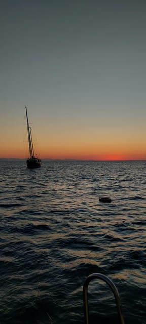 cefalu-mini-yacht-with-snorkel-stops-caves-and-aperitif