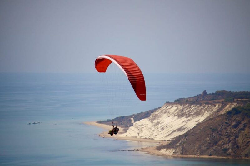 cefalu-tandem-paragliding-flight-and-insta360-video