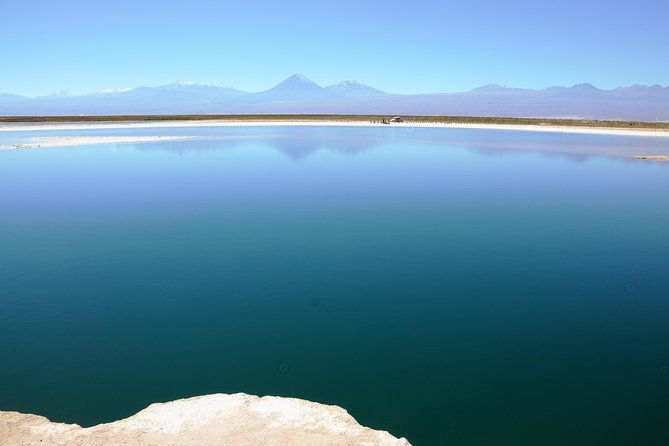 cejar-lagoon-tebinquiche-tour-and-ojos-del-salar-from-san-pedro-de-atacama