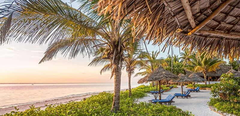 Celebrate 2-Day Christmas Eve Zanzibar Getaway by Boat - Discover Zanzibar’s Historic Heart: Stone Town