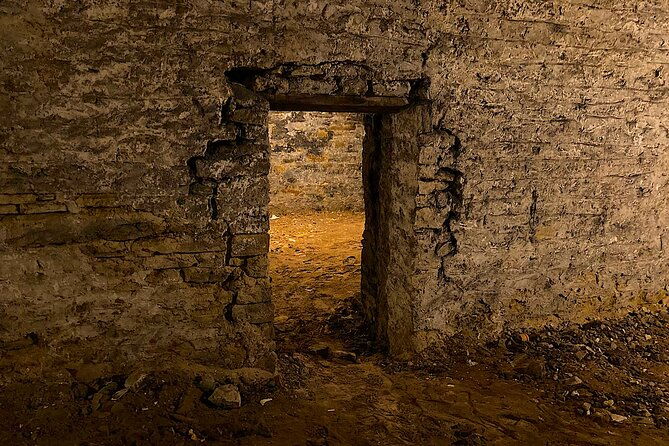 cellars-and-saloons-sunday-brunch-tour-in-cincinnati