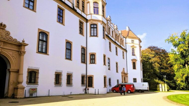 celle-romantic-old-town-self-guided-discovery-tour