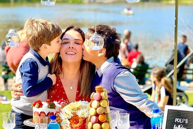 central-park-luxury-picnic-for-5-to-8-person