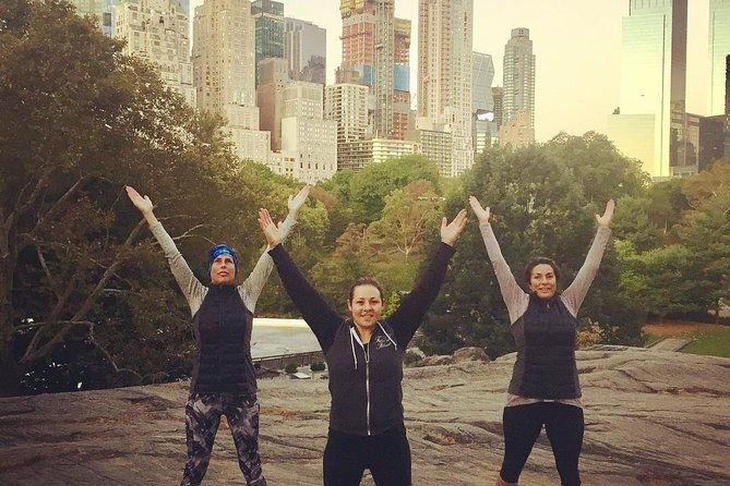 central-park-walking-tour-with-yoga