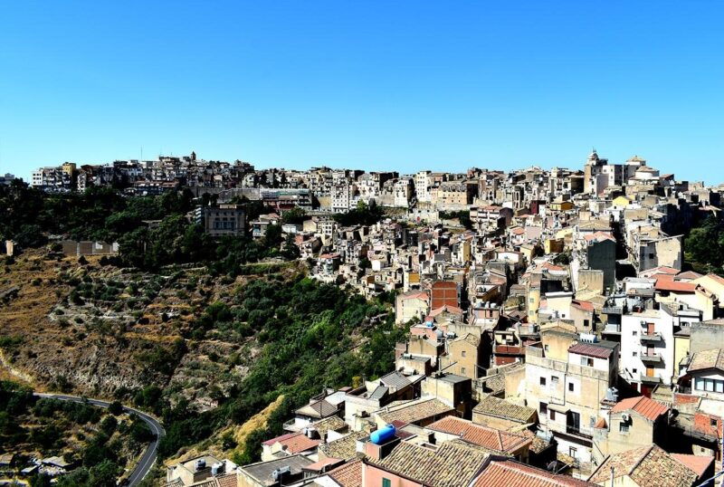centuripe-balcony-of-sicily-and-etna-tour-to-the-star-shaped-town