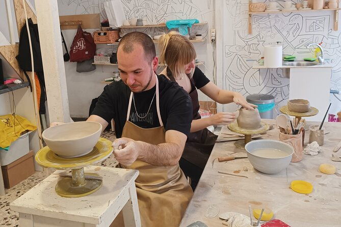 ceramic-and-pottery-creative-workshop-with-two-local-artists