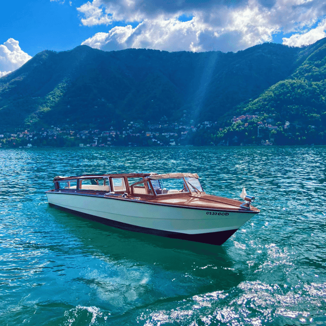 cernobbio-sunset-shared-boat-tour-with-a-prosecco-aperitif