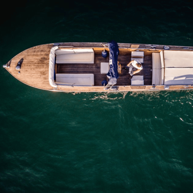 cernobbio-sunset-shared-boat-tour-with-a-prosecco-aperitif