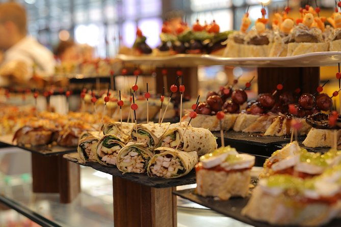 certal-exclusive-tour-la-ribera-market-gastrobars-bilbao-3h