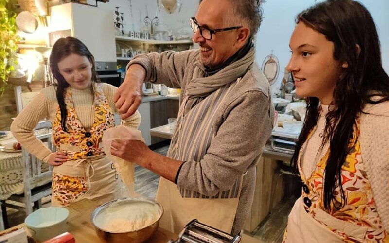 certaldo-typical-tuscan-cooking-class-and-convivial-meal