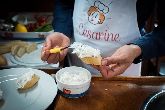 cesarine-market-tour-cooking-class-at-locals-home-in-venice