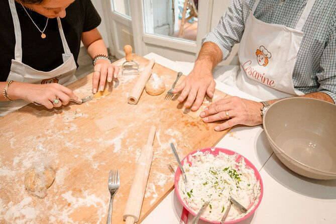 cesarine-pasta-tiramisu-class-at-locals-home-in-messina