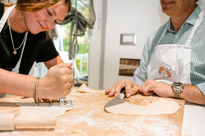 Cesarine: Small group Pasta and Tiramisu class in La Spezia - FAQ